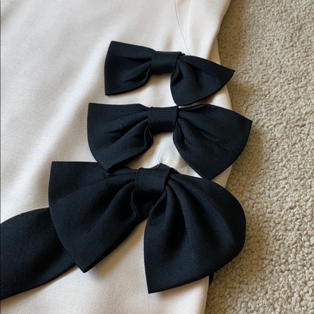 Dress - Picture 2 of 5